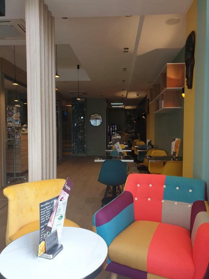 Panam Hotel Paris Gambetta- Place Gambetta-Mairie Du 20 Emme Exterior photo